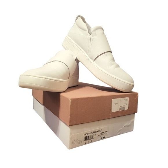 Via Spiga Womens Ryder Porcelain White Leather Slip-On Sneaker 10 Minimalist